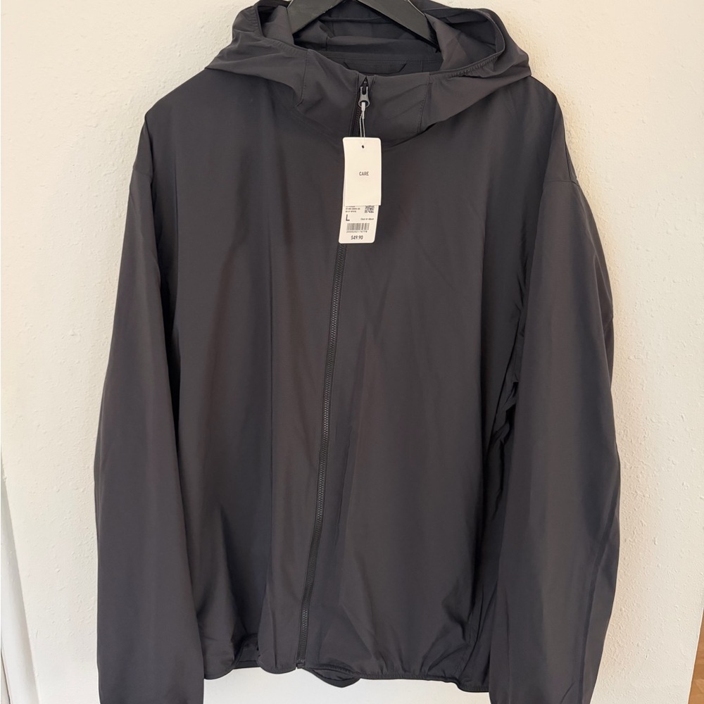 Men’s Uniqlo pocketable UV protection parka size L